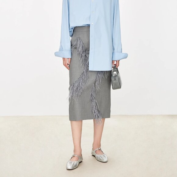 CHICJOC Ostrich Feather Beaded Wool Skirt size 40 in grey - Picture 3 of 14